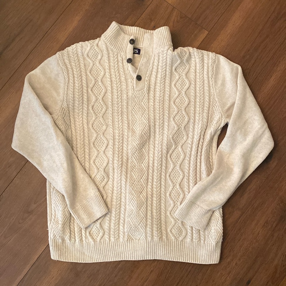 Chaps sweater ; large men’s ; off white great condition